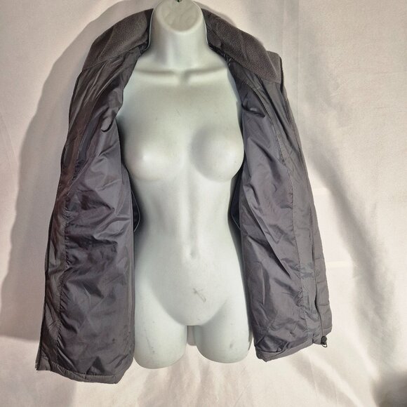 XERSION Puffer style jacket, Grey, lined in size small - Picture 6 of 14